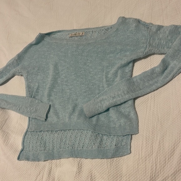Abercrombie and Fitch Light Blue Sweater sz XS - Picture 3 of 6